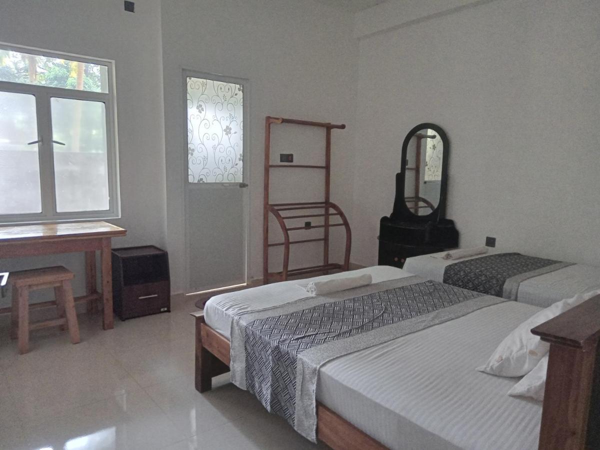 Green Star Villa Jaffna Room photo